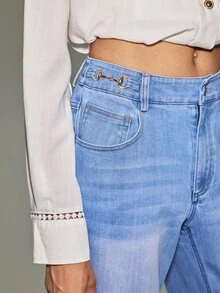 Anewsta Essential Modernt och trendigt tvättat blå jeans för alla säsonger, avslappnade och mångsidiga för pendling, med små designade hårdvarudetaljer för kvinnor - Ljustvätt - Visa 1