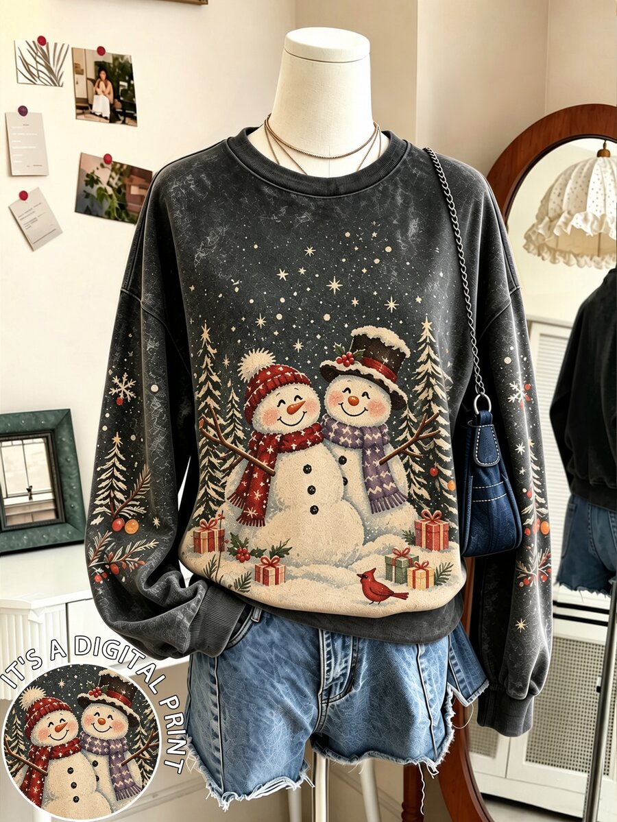 Dekonique Dekonique 女款復古水洗做舊聖誕雪人印花圓領衛衣,寬鬆落肩秋冬節日套頭上衣,美式復古黑色底雪人與聖誕樹圖案長袖衛衣,休閒慵懶節日穿搭 - 彩色 - 查看 1