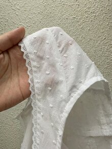 Sunnyshic Camiseta ajustada de mujer con cierre de un solo pecho y aplicaciones de encaje - Blanco - Ver 6