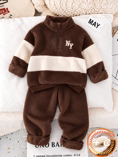 SHEIN Boys' Autumn/Winter Flannel 2 Pieces Set, Half-Zip Stand Collar Colorblock NY Embroidered Sweatshirt And Cuffed Long Pants, Coffee & Cream Colorblock Layered Look, Toddler/Small Kids Casual Outfit, Top And Cuffed Sweatpants Set For Kids' Activities, Daily Wear, School, And Photo Shoots