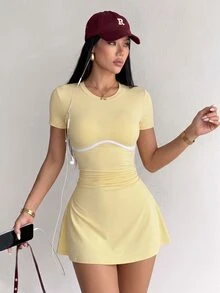 Dewbera Dewbera 女款短袖圓領修身抓皺黑白運動連身裙，附手機口袋運動短褲，健身網球夏季休閒運動風 - 淡黃色 - 查看 2