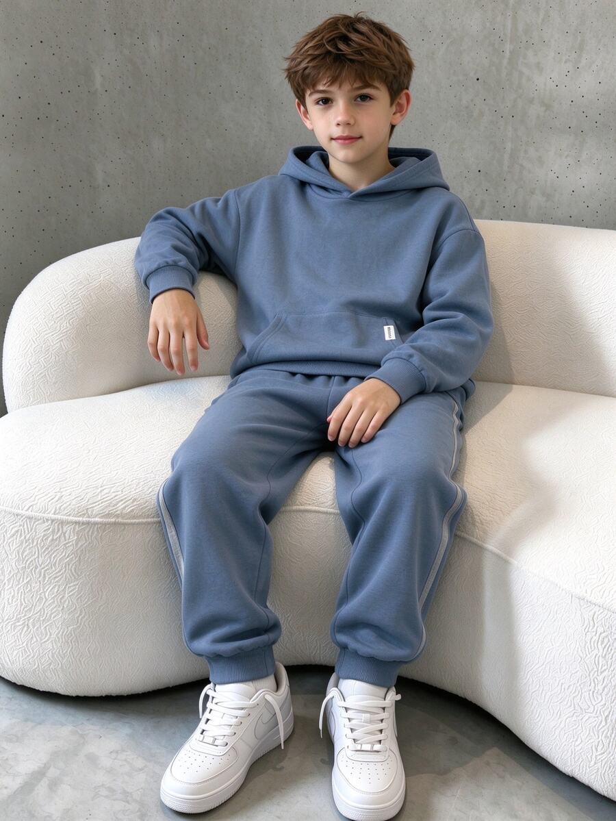 SHEIN Sweatshirt Oversize Gaya Jalanan untuk Anak Laki-Laki Remaja, Sweatshirt Pullover Katun Campuran Polos dengan Bahu Jatuh dan Saku - Biru - View 1