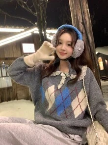 DAZY Áo len nữ tay dài họa tiết in mùa đông - Xám - Xem 5