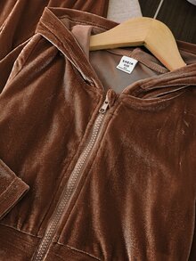 SHEIN Vintaside Kids 女童天鵝絨連帽長袖外套與長褲套裝，適合秋冬穿著，時尚百搭，舒適好穿 - 棕色 - 查看 4