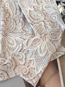 SHEIN LUNE CURVE Plus Size Women V-Neck Lace Patchwork Fitted Versatile Daily Casual Elegant Long Sleeve T-Shirt Autumn Tea Party Formal Beige - White - View 9