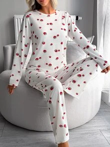SHEIN طقم بيجامة نسائي مريح بخصر عالي وأكمام طويلة بطبعة توت لطيفة - متعدد الألوان - مشاهدة 6
