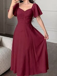Modelyn 酒紅色心形領荷葉袖中長洋裝，胸前抓皺飄逸A字版型，優雅女款秋季婚禮賓客雞尾酒會禮服 - 酒紅色 - 查看 5