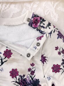 SHEIN 新生兒肩扣抓絨加厚花卉印花套頭運動衫與純色內搭褲套裝，適合冬季 - 紫色 - 查看 6