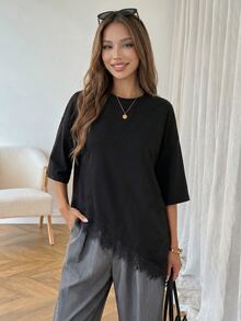 SHEIN Girlism 青少年女孩春夏季新款休閒簡約黑色純色針織圓領蕾絲飾邊拼接不對稱下擺寬鬆短袖T恤 - 彩色 - 查看 3
