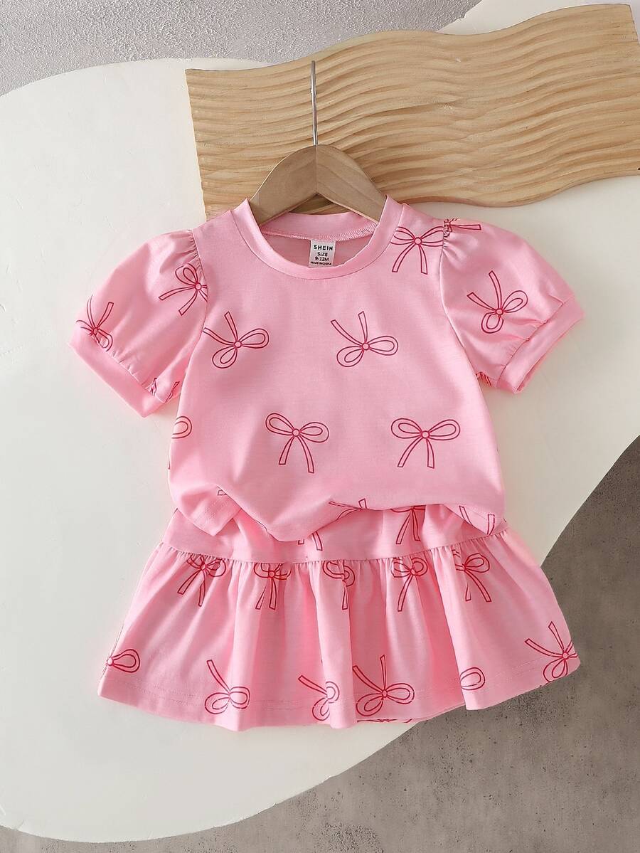 SHEIN 2 件套女婴可爱蝴蝶印花短袖上衣搭配同款全身印花针织裙,夏季韩版时尚 - 粉色 - 查看 1
