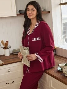 Doze Lane Bubble Crinkle Print Striped Colorblock Button-Front Plus Size Pajama Set - Red - View 4