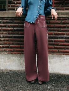 Nöista Wide Leg Denim Trousers With Contrast Waist And Pockets. Fall Winter, Casual Retro, Everyday, Back To School. White And Burgundy - Purple - View 4
