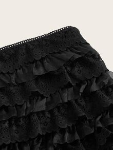 SHEIN ICON Pantalones cortos blancos para mujer con capas múltiples y dobladillo de volantes, estilo Y2K de bajo aumento para salir a conciertos - Negro - Ver 7