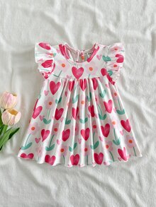SHEIN Vintaside Kids 2026夏季新款女童彩色愛心與花朵荷葉袖洋裝，嬰兒女童寬鬆A字娃娃裙，清新滿版愛心與花朵印花圓領公主裙，適合外出與拍照的百搭夏季穿搭 - 粉色 - 查看 4