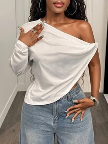 BamGleam This Loose Knotted T-Shirt Features A Modern Asymmetrical Design, Perfect For A Slimming Effect - White - View 6