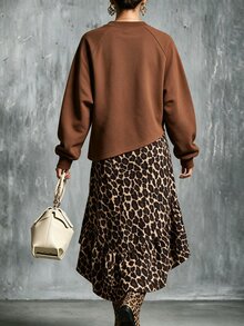 SHEIN Autumn/Winter Brown Leopard Print Patchwork Crew Neck Drop Shoulder Ruffled Ribbed Cuffs Long Sleeve Women's Sweatshirt Dress, Music Festival. - Brown - View 2
