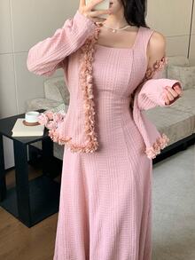 Modelyn Pink 3D Floral Trim Petal Sleeve Textured Jacquard Short Top & Dress 2 Pieces Set - Pink - View 7