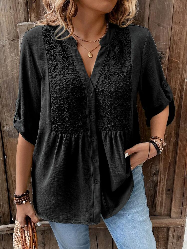 Linhara CURVE Plus Size Black Soft Ruched Texture Fabric V-Neckline Chest Patchwork Water-Soluble Lace Cuff Snap Design 3/4 Sleeve V-Neck Opening Contrast Color Buttons Casual Outing Vacation Versatile Commute Blouse - Black - View 6