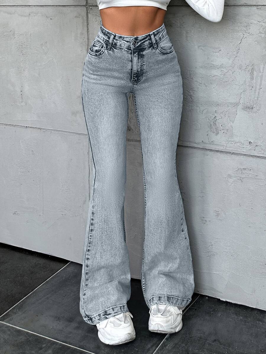 EURMUSE 100%Cotton Women's Slant Pocket Casual Flared Jeans - Blue - View 1