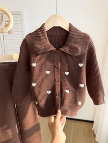 SHEIN Girls' 2pcs Set Brown Knitted Sweater With Heart Embroidery Pattern Round Neck Button-Up + Straight Leg Knit Pants, Cute Casual Versatile, Suitable For School, Travel, Vacation, Autumn/Winter, Warm And Comfortable, Suitable For Daily Wear, Elegant Style - Coffee Brown - View 5