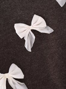 Elladie kids 女童韓系溫柔風 3D緞面蝴蝶結裝飾淺杏色直條紋紋理柔軟光滑圓領寬鬆長袖上衣與高腰垂墜直筒寬腿長褲 2件套，休閒公主風日常穿著與外出套裝 - 咖啡棕 - 查看 5