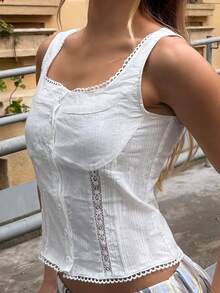 BiaLiraa 女款紋理布料對比蕾絲飾邊方領無袖優雅度假海灘夏季短版上衣可愛上衣校園風 - 白色 - 查看 6