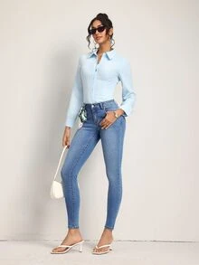 SHEIN Tall بنطلون جينز نسائي قصير بقصة ضيقة وجيوب بأزرار بأسلوب شارع مثير - الأزرق - مشاهدة 6