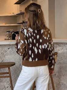 Serisse Women's Animal Print V-Neck Drop Shoulder Long Sleeve Casual Sweater - Brown - View 2