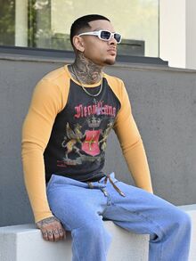 Devon Thys 男士對比色拼接動物與字母印花T恤，度假、父親節禮物、足球 - 黑色 - 查看 2