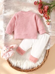 SHEIN 2件組新生兒嬰兒上衣褲子套裝，可愛甜美粉色白色針織長袖圓領合身款，運動舒適嬰幼兒假日秋冬套裝 - 粉色 - 查看 4