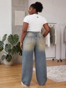 CurvyTilda Plus Size Women Pockets Button Casual Versatile Commuter Wide Leg Jeans Y2k Baggy Jeans, For Hourglass Body Shape - Blue - View 3
