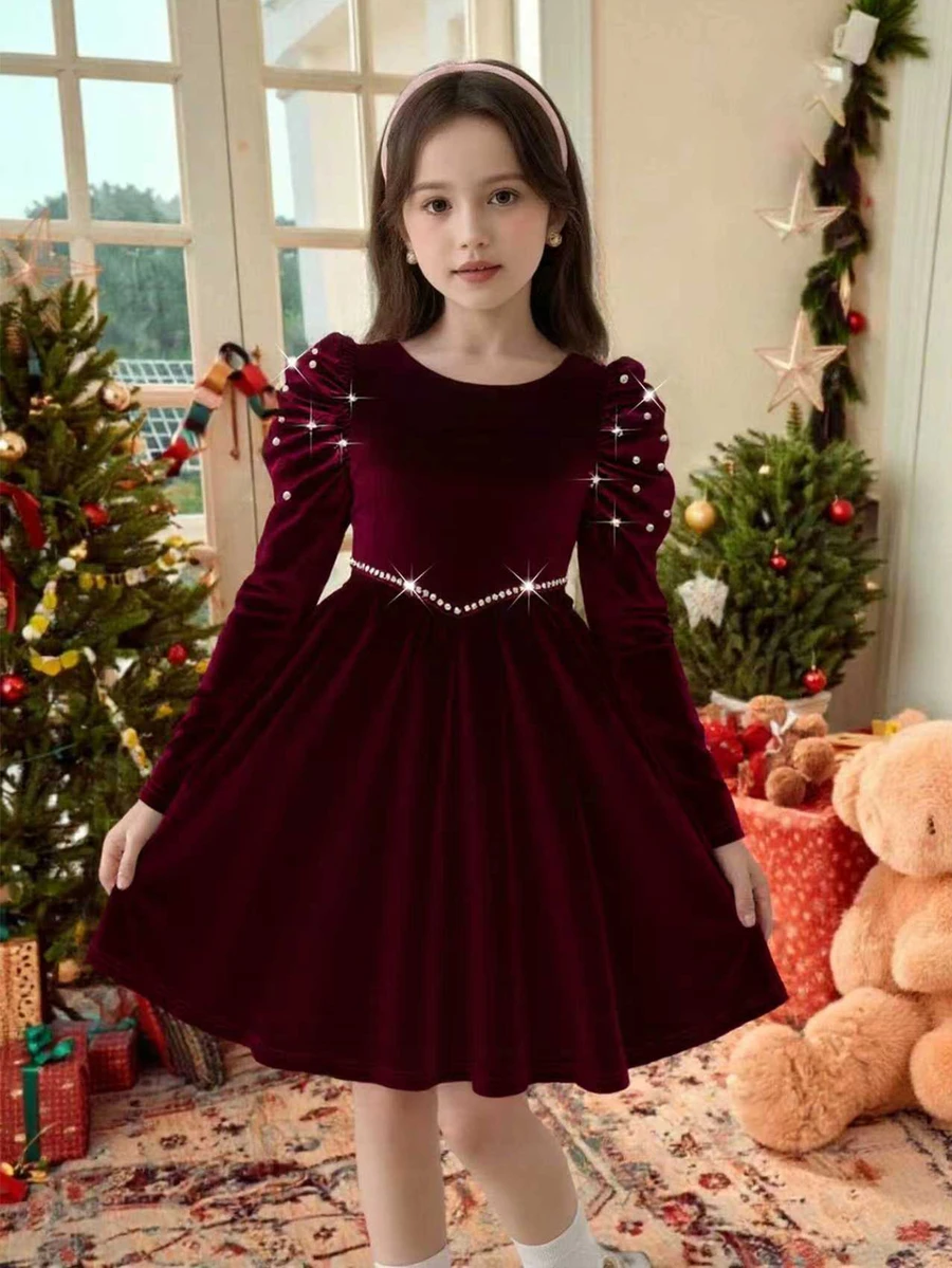 SHEIN 少女时尚酒红色天鹅绒串珠V领泡泡袖针织A字连衣裙，适合春秋季、冬季、新年、派对、圣诞节等场合。