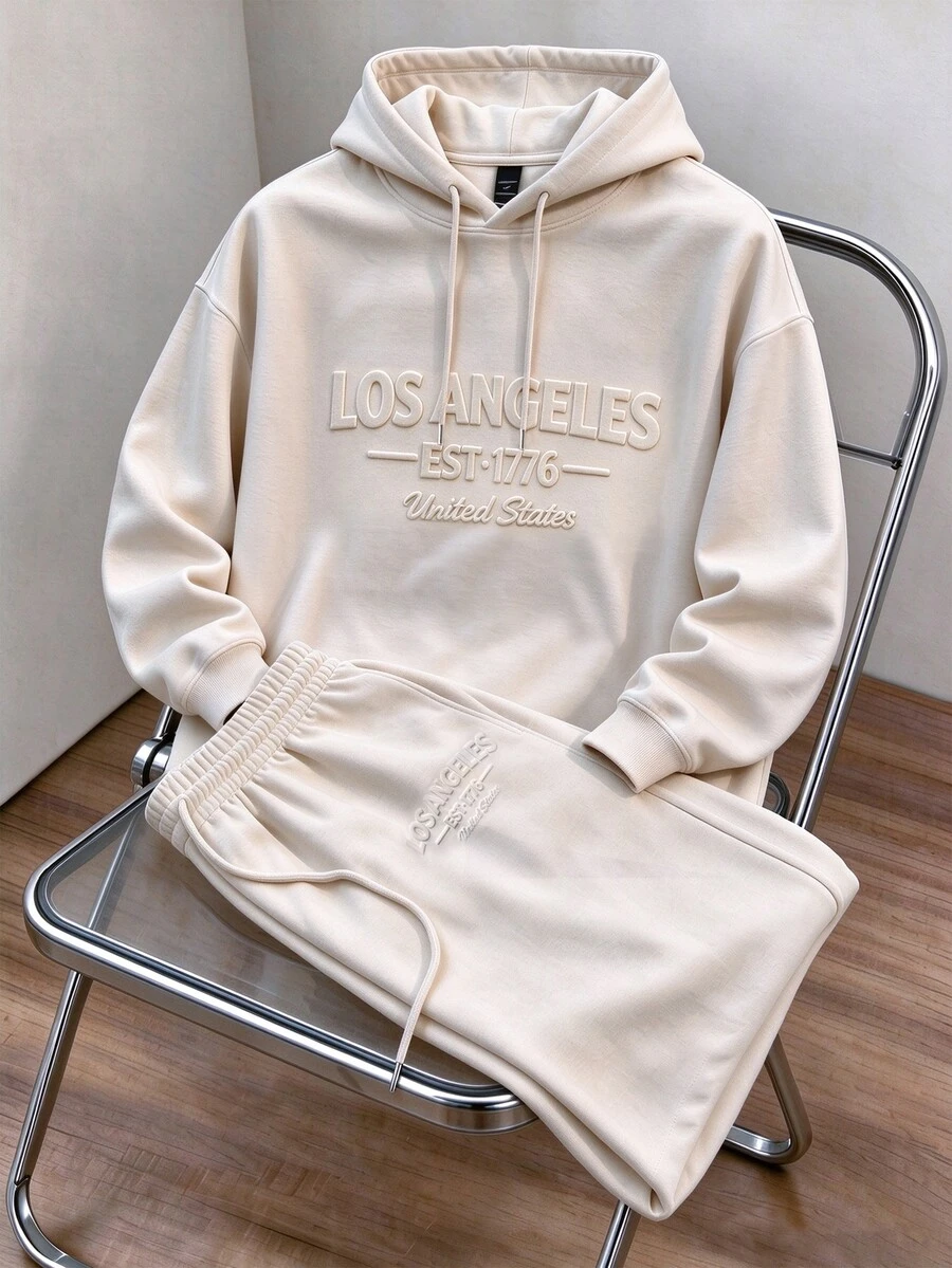 Daypath Bộ 2 món áo hoodie và quần dài nỉ nam dập chữ - Màu be - Xem 1