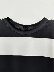 SHEIN Franclia 女款圓領條紋鈕扣長袖修身連身褲 夏季休閒度假裝 六月節慶 美國日沙灘穿搭 畢業外出上衣 優雅休閒上衣 鄉村風條紋修身黑色連身褲 - 黑與白 - 查看 6