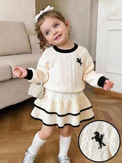 SHEIN Baby Girl Knit Colorblock Crew Neck Casual Sweatshirt & Skirt 2 Pieces Set