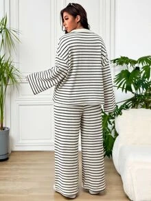 SHEIN EZwear 大尺碼秋季休閒可愛端莊藍白條紋上衣褲子兩件套 秋季居家度假旅行 - 杏色 - 查看 4