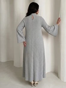 Al Najma Plus Size Women's Grey Knit Striped Textured Long Sleeve Beaded Stand Collar Straight Elegant Romantic Dress - Grey - View 2