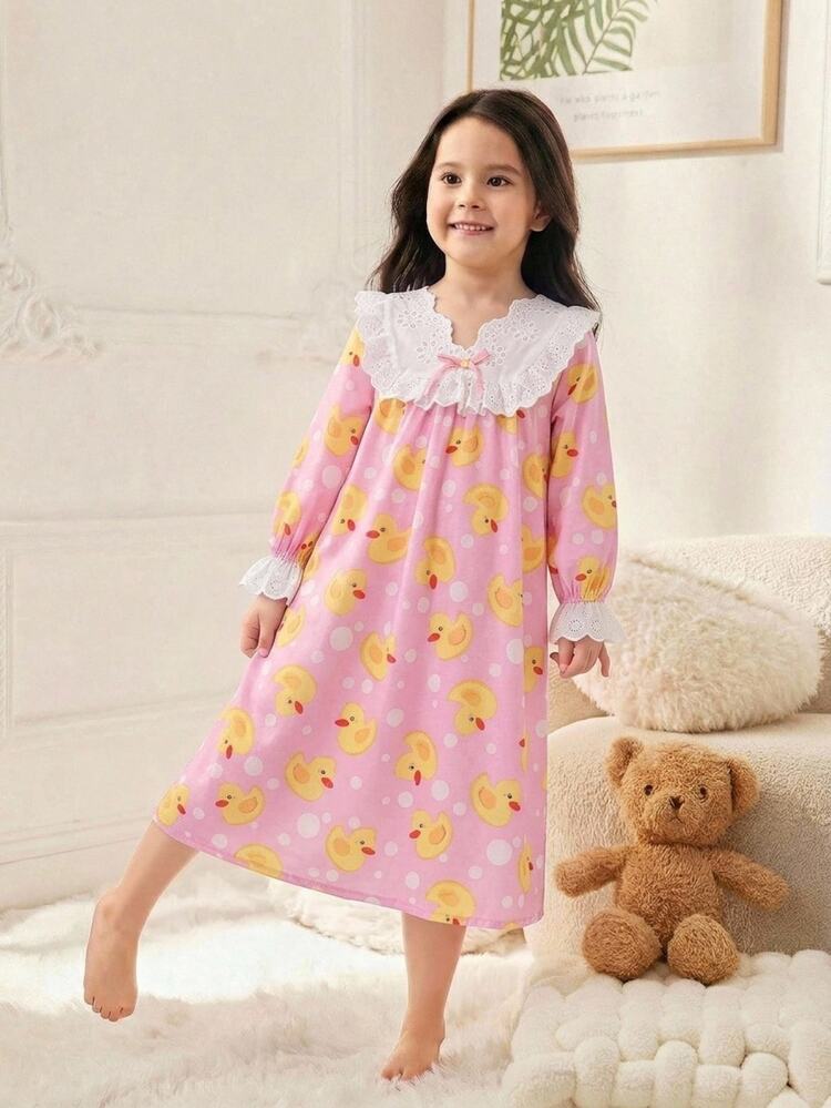 SHEIN Vestido de casa para niña pequeña con lindo estampado de pato de dibujos animados, otoño/invierno - Multicolor - Añade 5