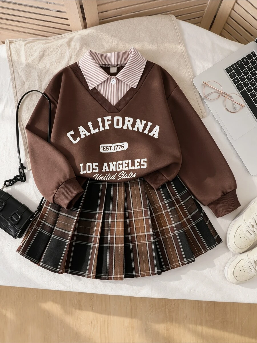SHEIN 女童時尚寬鬆休閒可愛 80 年代翻領上衣 2 合 1 設計 + 條紋格紋百搭裙，學院風校園校外穿搭棕色格紋秋季款 - 棕色 - 查看 1