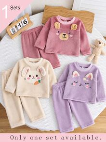 SHEIN Playful Pals 女嬰灰粉色珊瑚絨長褲長袖休閒可愛2件式居家服，可愛水豚表情圖案，秋季居家親子套裝 - 藕粉色 - 查看 1