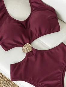 SHEIN Swim Solid Color Fabric, Metal Trim Decoration, One-Shoulder Design Elegant Vacation Beach Women's Swimsuit Set - Burgundy - View 3