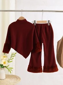 SHEIN Elladie kids (女童) 春/秋/冬休閒T恤套裝，設計感不對稱套頭高領酒紅色羅紋針織面料袖口拼接極地絨長袖T恤上衣，搭配褲腳拼接極地絨設計休閒喇叭褲，2件套，適合春/秋/冬返校季，女童優雅高端日常校園出遊旅行派對穿搭 - 酒紅色 - 查看 2