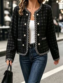 GlowEve CURVE Jaket Pendek Tweed Kasual Elegan Ukuran Plus Wanita untuk Perjalanan Musim Dingin - Hitam - View 7