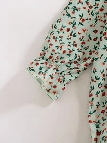SHEIN 1件女嬰連身衣，長袖花卉印花連身衣搭配波浪領與刺繡裝飾，底部按扣設計，適合日常穿著與拍照，春季與秋季 - 綠色 - 查看 6