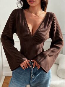 SHEIN EZwear 美式復古深棕色直條紋針織短版上衣，V領喇叭長袖收腰修身顯身材性感內搭底層針織T恤，適合返校季與感恩節 - 棕色 - 查看 4