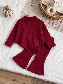 SHEIN Playful Pals 女嬰秋季休閒牛仔女孩T恤套裝，套頭高領針織羅紋刷毛布料酒紅色長袖上衣配喇叭褲，2件套套裝 - 酒紅色 - 查看 6
