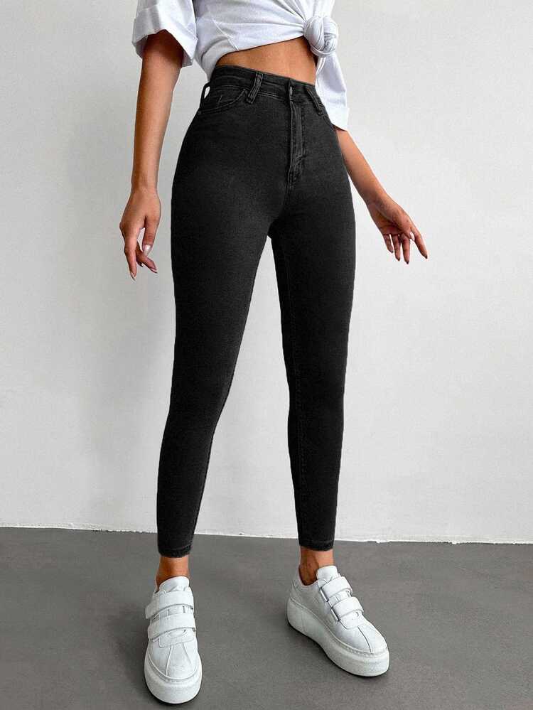 SHEIN Cottnline بناطيل جينز نصفية عالية الخصر ضيقة مصنوعة من 96% قطن - الأسود - مشاهدة 4