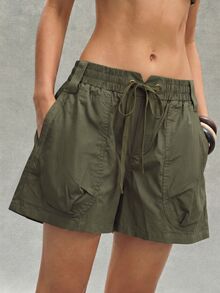 Bohemela Plus Size Women's Solid Color Waist Tie Loose Casual Shorts - Green - View 5