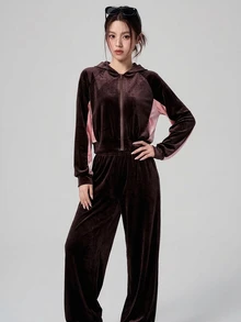 DAZY Autumn/Winter Korean Style Brown & Pink Colorblock Velvet Hooded Short Sweatshirt & Straight Leg Pants Set, Retro Casual Streetwear Women's Sports Outfit - Burgundy - View 6