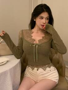DAZY 女款綠色鏤空蕾絲飾邊珍珠裝飾綁腰修身針織T恤，甜美風格，適合約會、通勤與派對，秋冬款 - 墨綠色 - 查看 5
